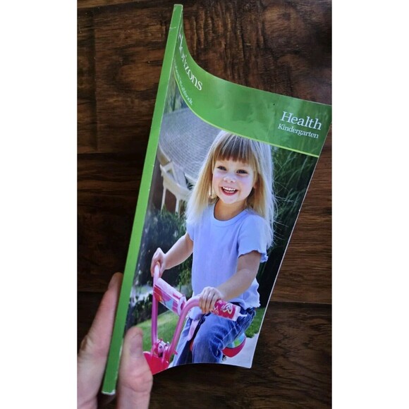 Horizons Health Kindergarten K5 Student Workbook Homeschooling Curriculum Book - Picture 2 of 8